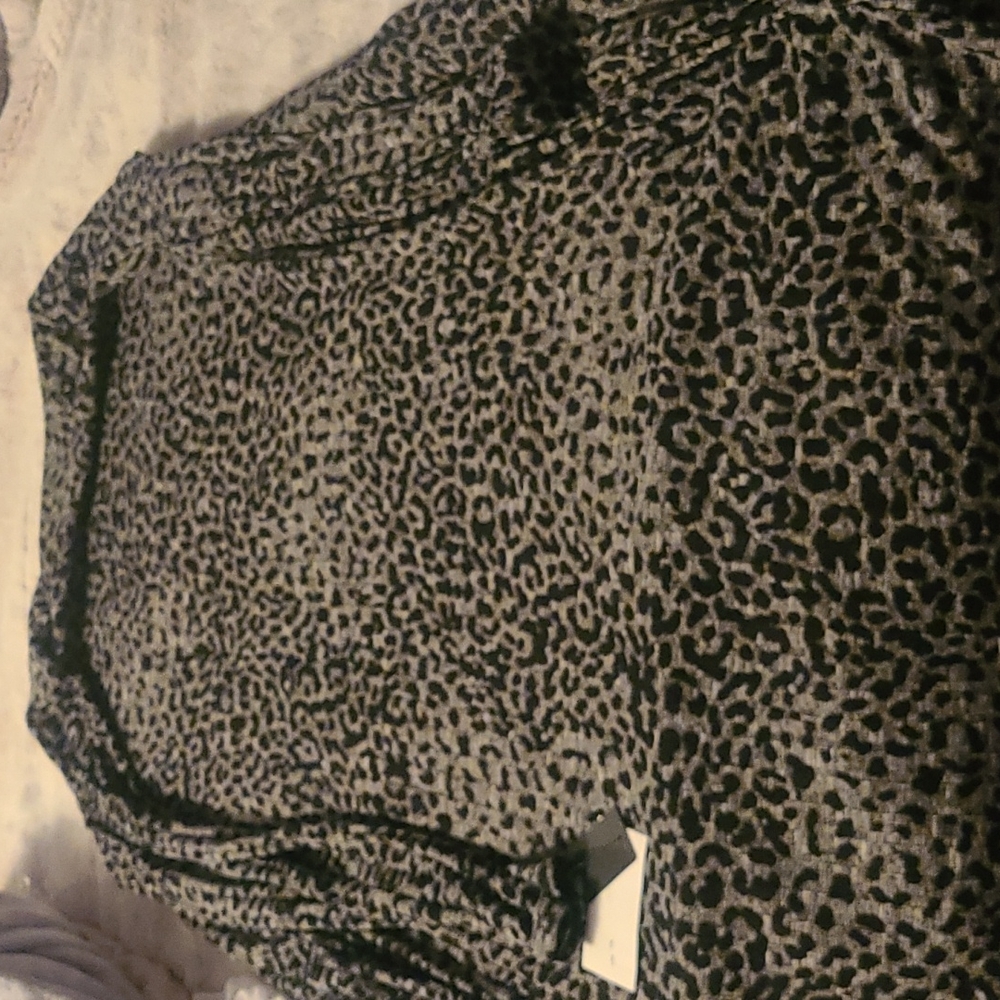 NWT!! Gray and black Cardigan sweater - Picture 3 of 4